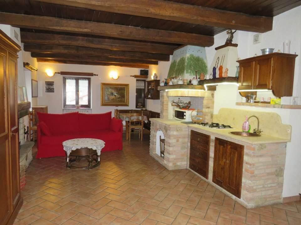 Castagno: interno dell'alloggio